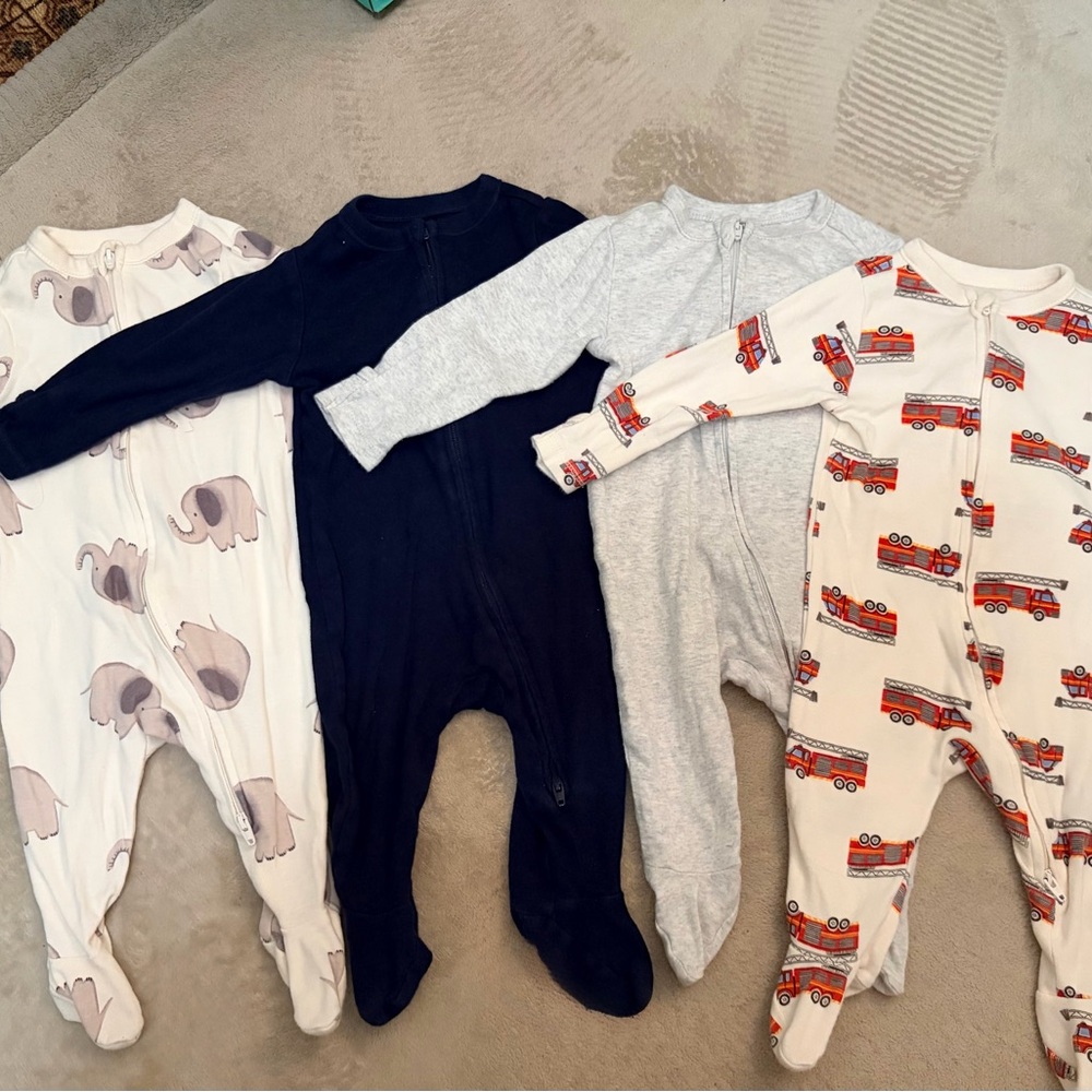 Old navy zip n plays